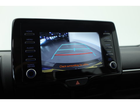 Toyota Yaris 1.5 Hybrid Team D | Apple CarPlay & Android Auto | Achteruitrijcamera | Cruise Control | DAB | Airco | 16"