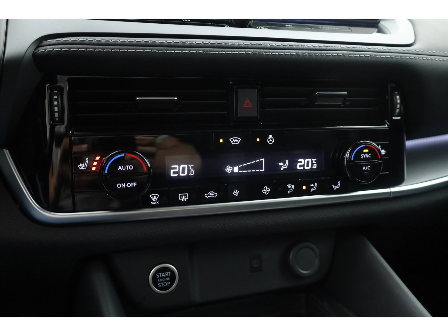 Nissan QASHQAI 1.3 MHEV Xtronic N-Connecta | HUD | 360cam | Cold Pack | Adapt. Cruise | NAV + Carplay | Dodehoek. |