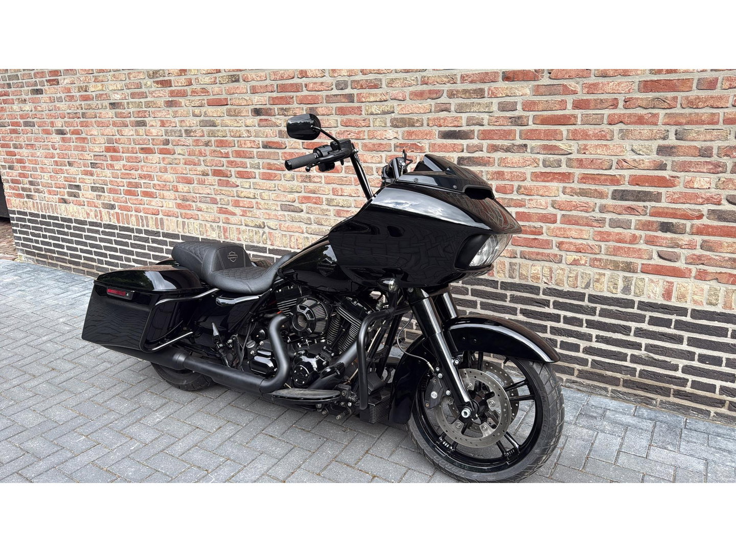 Harley Davidson 103 FLTRXS Road Glide Special Blackout CVO Ape Hanger Roadglide