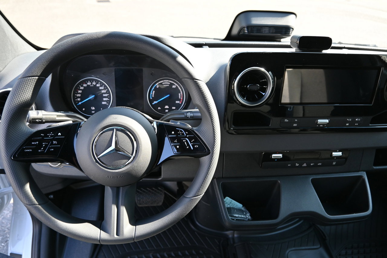 Mercedes-Benz eSprinter