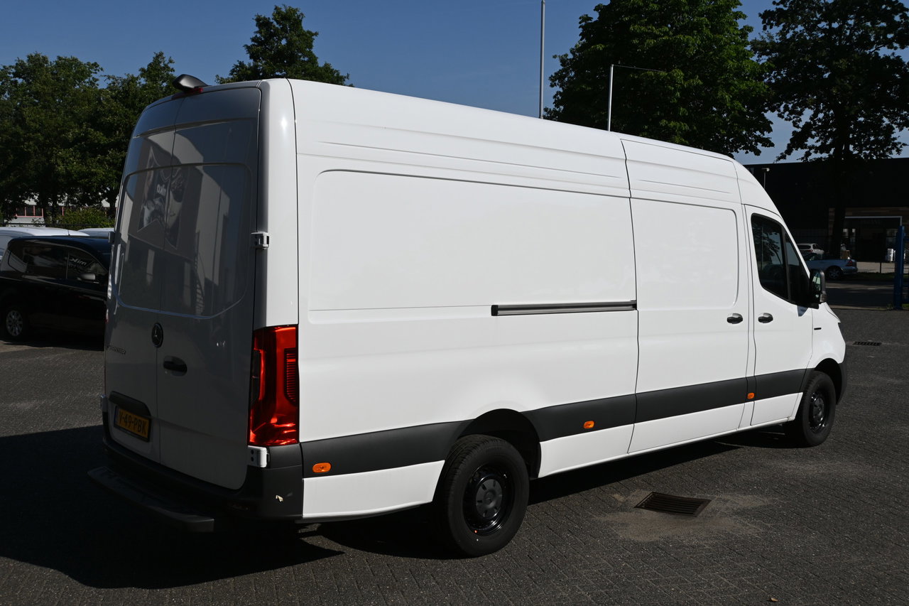 Mercedes-Benz eSprinter