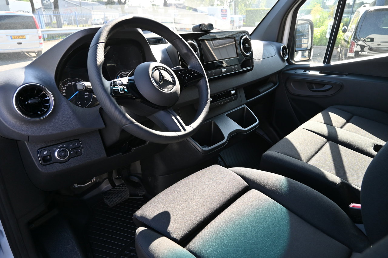 Mercedes-Benz eSprinter