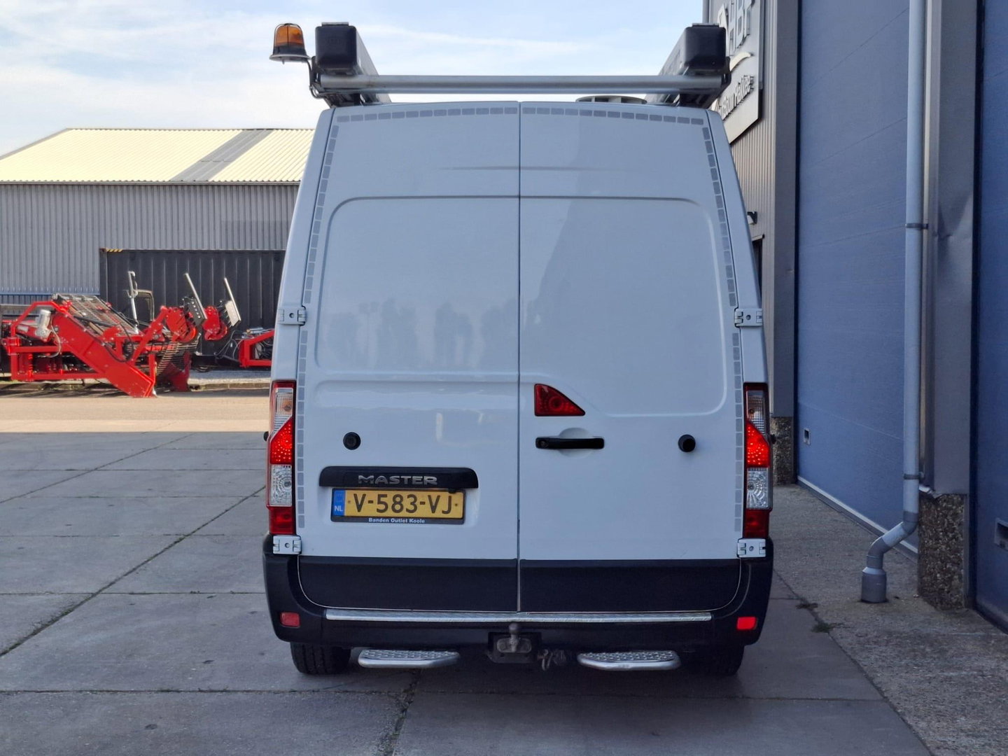 Renault Master T35 2.3 dCi L2H2 AIRCO / CRUISE CONTROLE / IMPERIAL / TREKHAAK / EURO 6