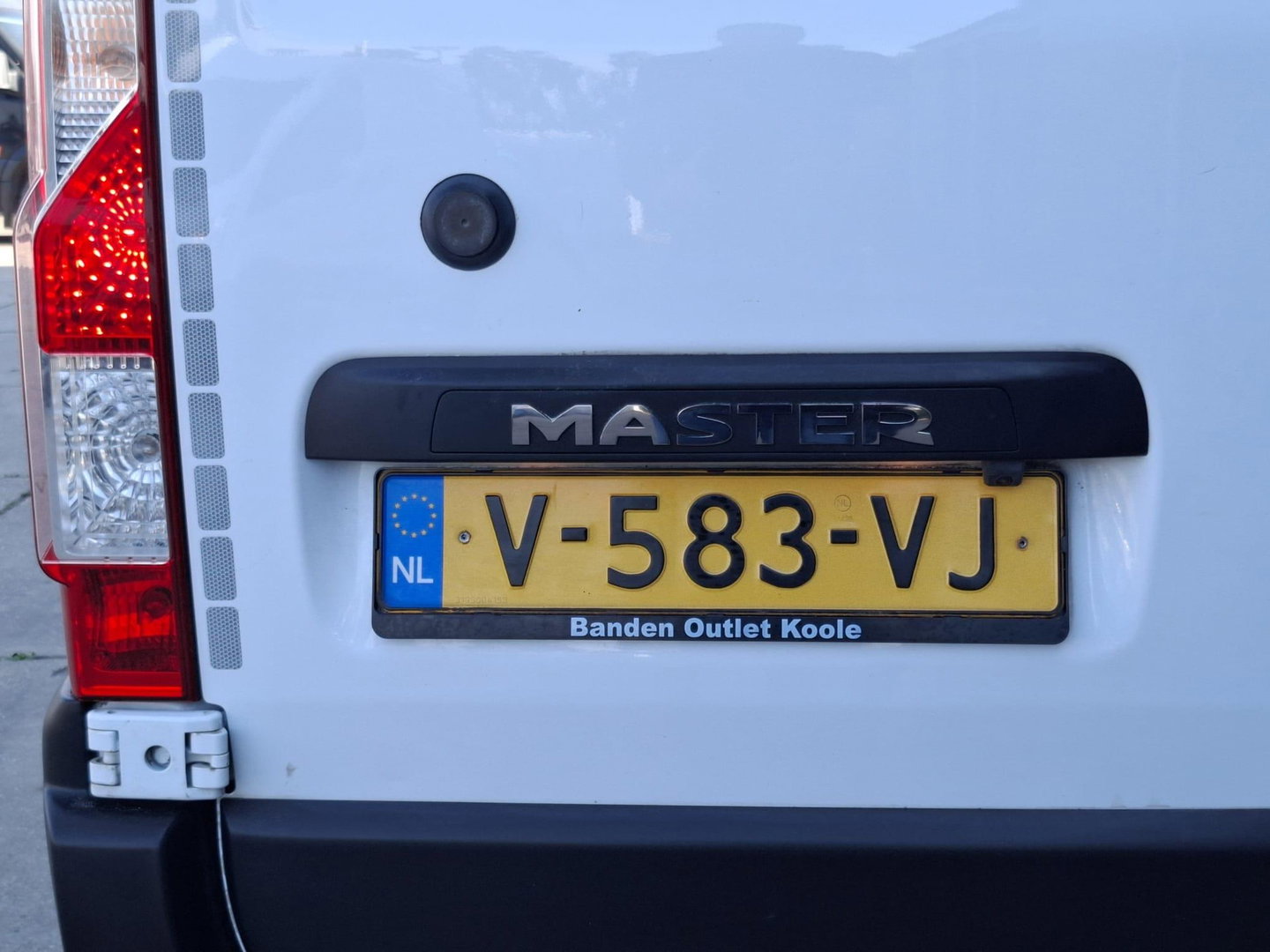 Renault Master T35 2.3 dCi L2H2 AIRCO / CRUISE CONTROLE / IMPERIAL / TREKHAAK / EURO 6