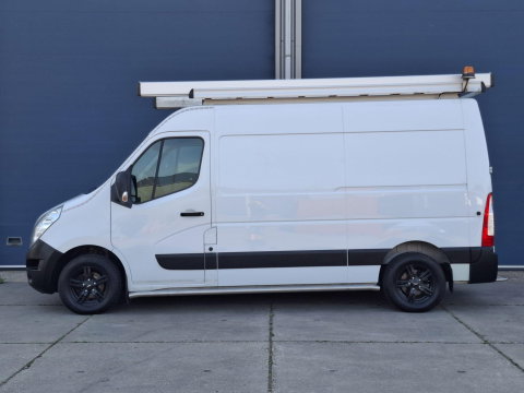 Renault Master T35 2.3 dCi L2H2 AIRCO / CRUISE CONTROLE / IMPERIAL / TREKHAAK / EURO 6