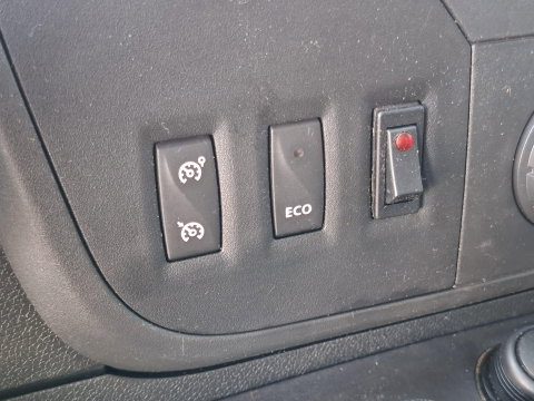Renault Master T35 2.3 dCi L2H2 AIRCO / CRUISE CONTROLE / IMPERIAL / TREKHAAK / EURO 6