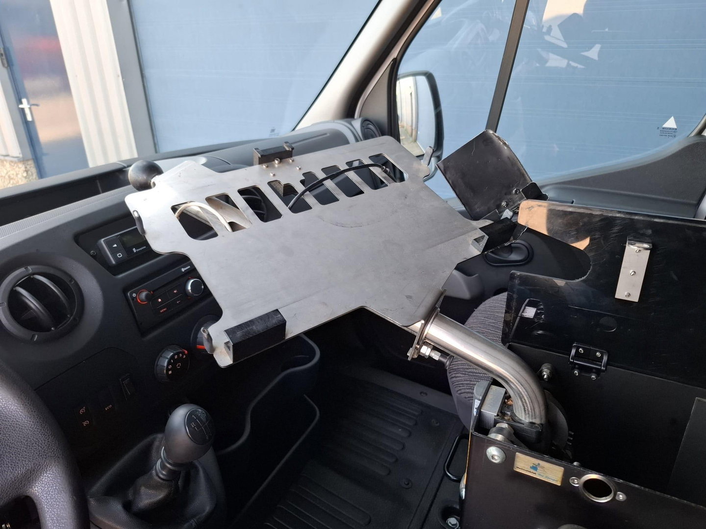 Renault Master T35 2.3 dCi L2H2 AIRCO / CRUISE CONTROLE / IMPERIAL / TREKHAAK / EURO 6
