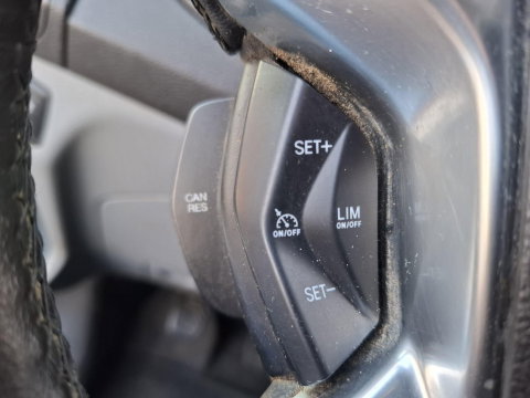 Ford Transit 330 2.0 TDCI L2H2 Trend AIRCO / CRUISE CONTROLE / NAVI / TREKHAAK /  EURO 6