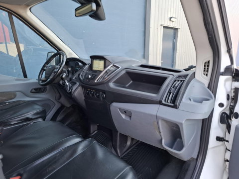 Ford Transit 330 2.0 TDCI L2H2 Trend AIRCO / CRUISE CONTROLE / NAVI / TREKHAAK /  EURO 6