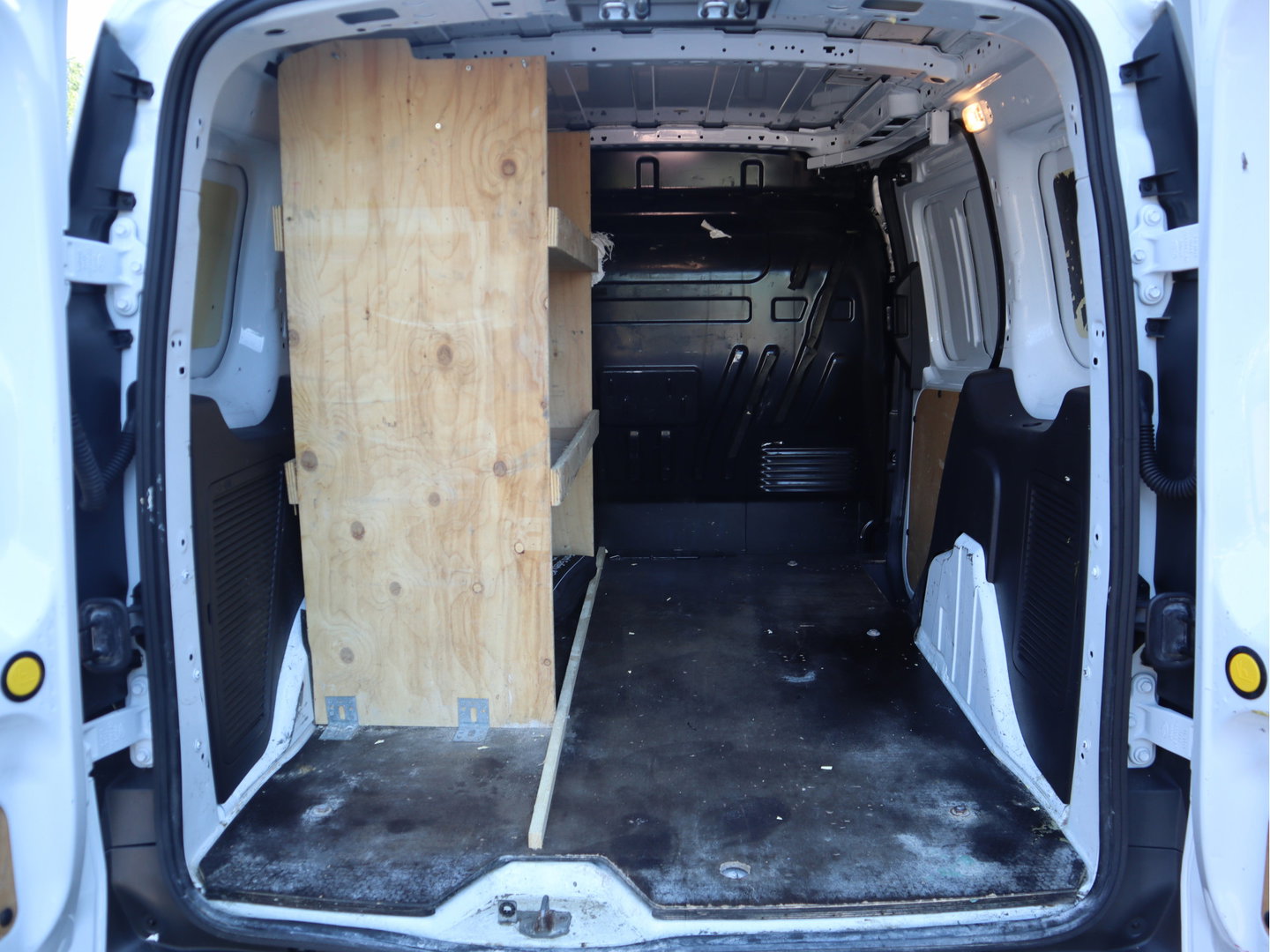 Ford Transit Connect 1.0 Ecoboost Benzine Euro 6 - Airco - Trekhaak