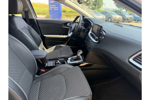 Kia Xceed 1.6 GDI PHEV EX.LINE AUTOMAAT NAVI PDC WINTERPACK.