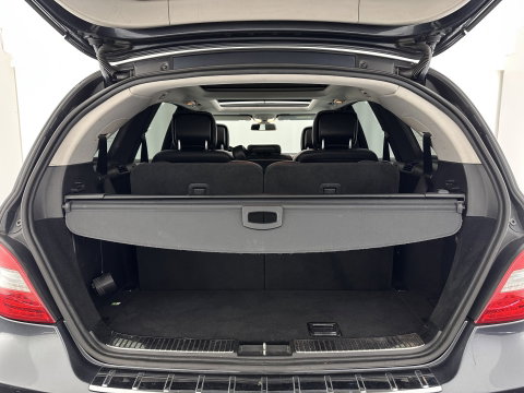 Mercedes-Benz R-Klasse 300 CDI BlueEFFICIENCY Prestige [ 7-Pers. ] Aut. *PANO | LEATHER-MICROFIBRE | XENON | BLINDSPOT | COMFORTSEATS | NAVI-FULLMAP | CAMERA | SHIFTPADDLES | PRIVACY-GLASS | ECC | PDC | CRUISE | 18''ALU*