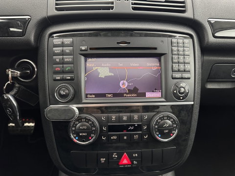 Mercedes-Benz R-Klasse 300 CDI BlueEFFICIENCY Prestige [ 7-Pers. ] Aut. *PANO | LEATHER-MICROFIBRE | XENON | BLINDSPOT | COMFORTSEATS | NAVI-FULLMAP | CAMERA | SHIFTPADDLES | PRIVACY-GLASS | ECC | PDC | CRUISE | 18''ALU*