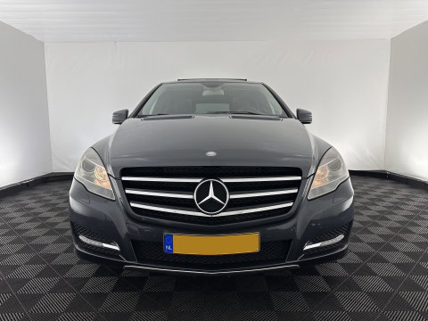 Mercedes-Benz R-Klasse 300 CDI BlueEFFICIENCY Prestige [ 7-Pers. ] Aut. *PANO | LEATHER-MICROFIBRE | XENON | BLINDSPOT | COMFORTSEATS | NAVI-FULLMAP | CAMERA | SHIFTPADDLES | PRIVACY-GLASS | ECC | PDC | CRUISE | 18''ALU*