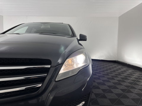 Mercedes-Benz R-Klasse 300 CDI BlueEFFICIENCY Prestige [ 7-Pers. ] Aut. *PANO | LEATHER-MICROFIBRE | XENON | BLINDSPOT | COMFORTSEATS | NAVI-FULLMAP | CAMERA | SHIFTPADDLES | PRIVACY-GLASS | ECC | PDC | CRUISE | 18''ALU*