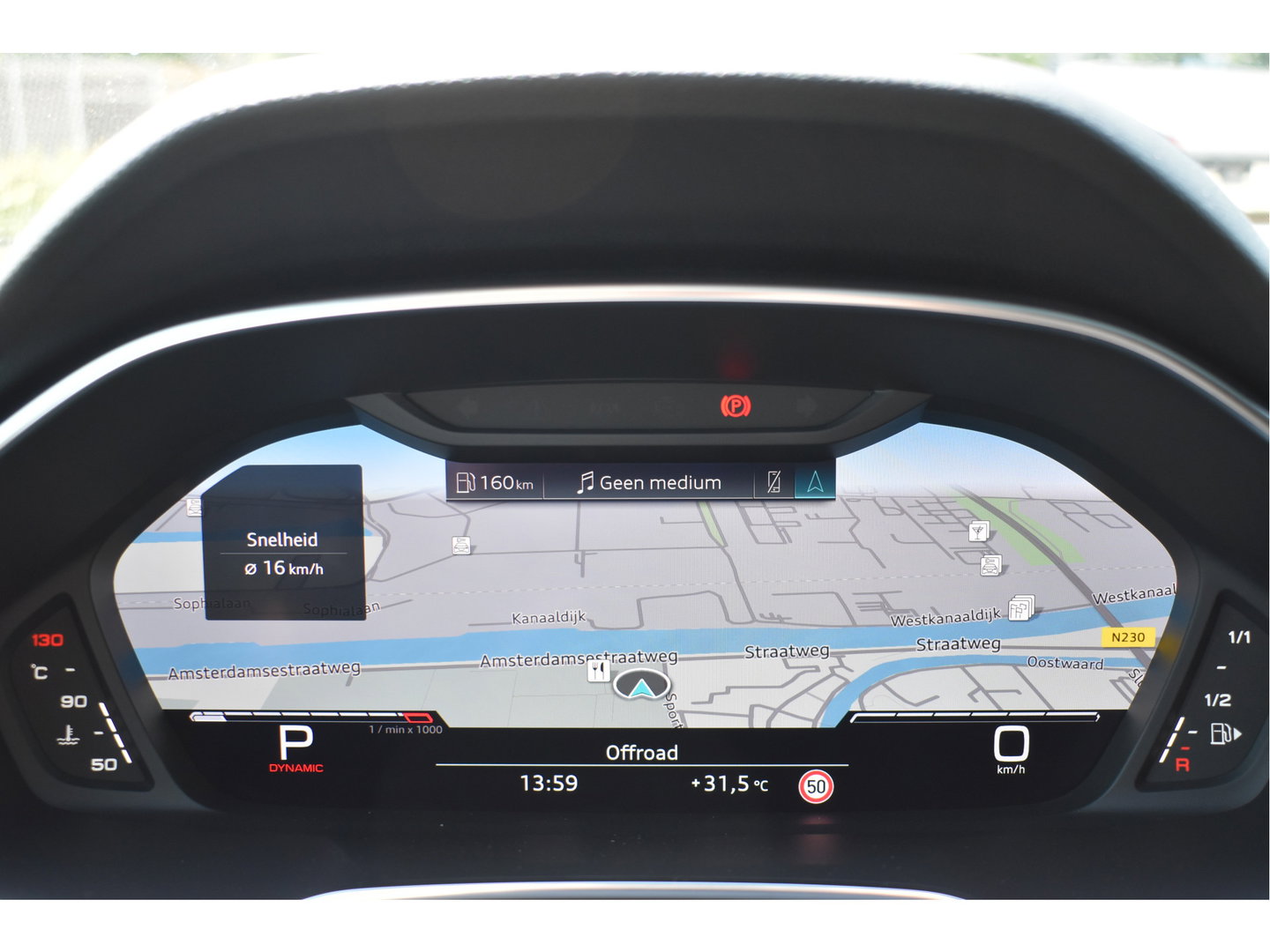 Audi Q3 Sportback TFSI RS 400pk Assist.pakket | Miltec | Nardo grey | Open dak | 360 gr.camera | Keyless | Full LED | Historie | ABT |