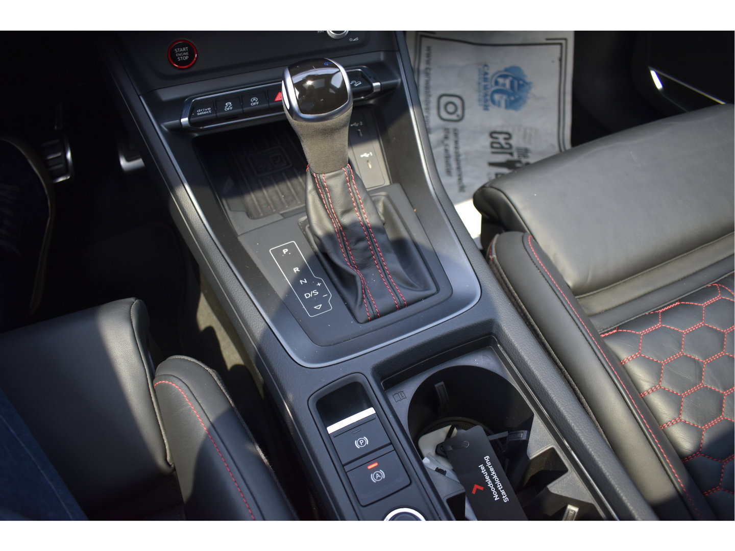 Audi Q3 Sportback TFSI RS 400pk Assist.pakket | Miltec | Nardo grey | Open dak | 360 gr.camera | Keyless | Full LED | Historie | ABT |