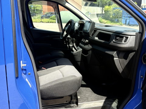 Renault Trafic 2.0 dCi 150PK | CARPLAY | 2x SCHUIFD. | LAADRUIMTE BEKLEED | LMV | LED | STEPS