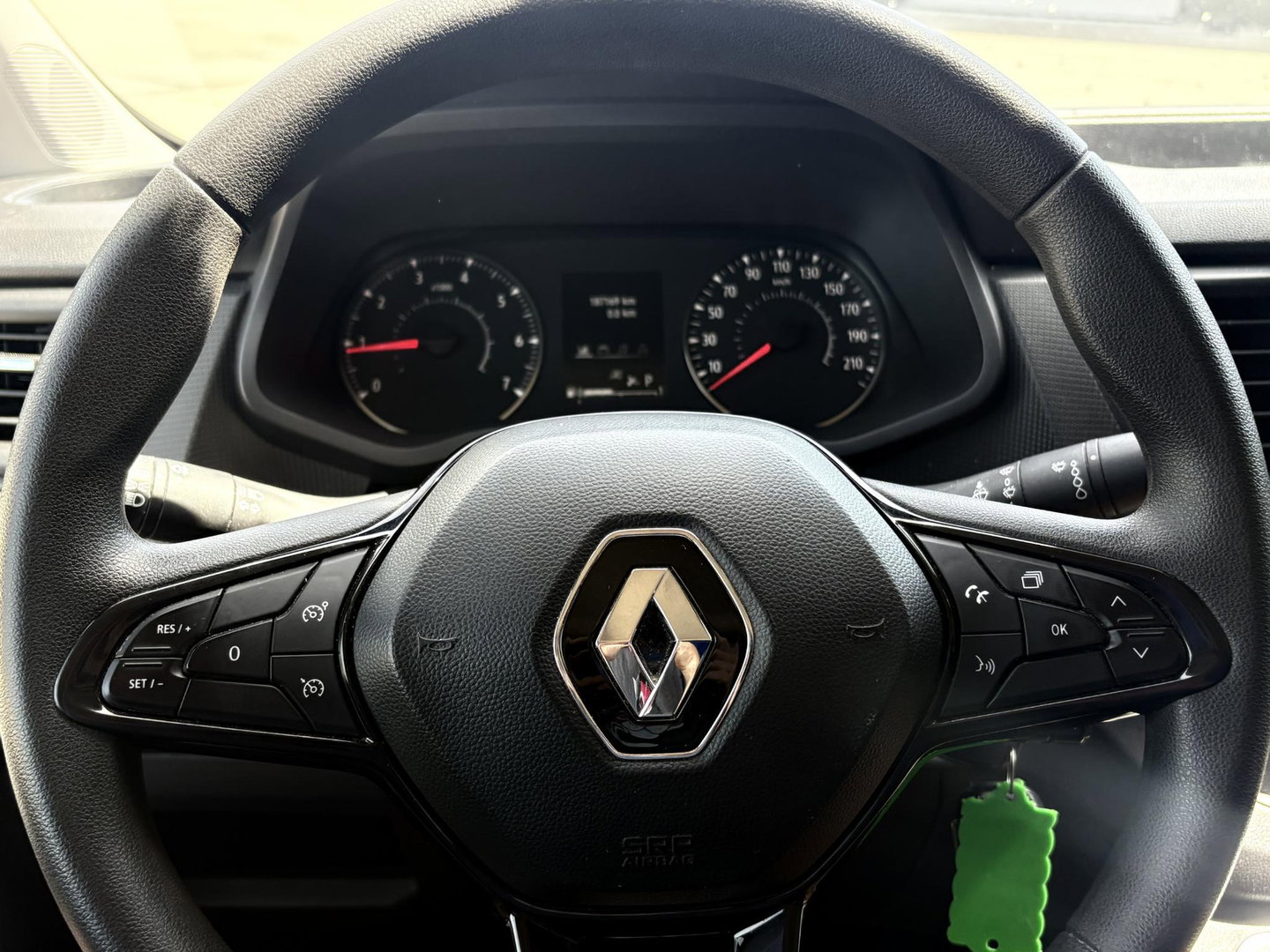 Renault Trafic 2.0 dCi 150PK | CARPLAY | 2x SCHUIFD. | LAADRUIMTE BEKLEED | LMV | LED | STEPS