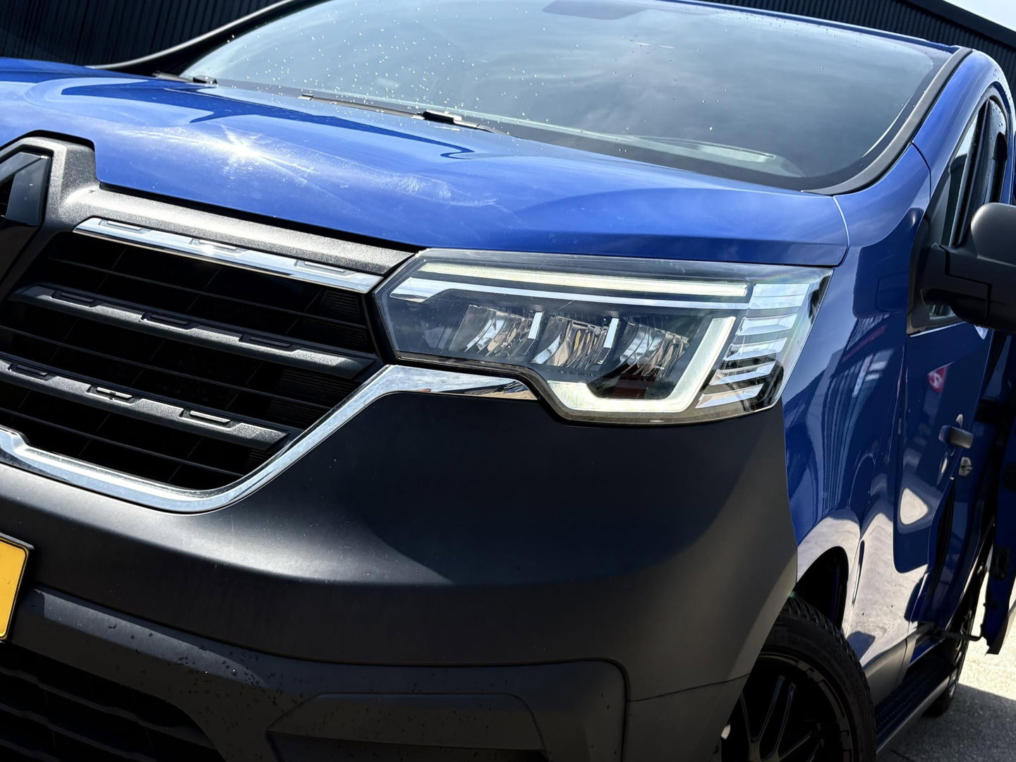 Renault Trafic 2.0 dCi 150PK | CARPLAY | 2x SCHUIFD. | LAADRUIMTE BEKLEED | LMV | LED | STEPS
