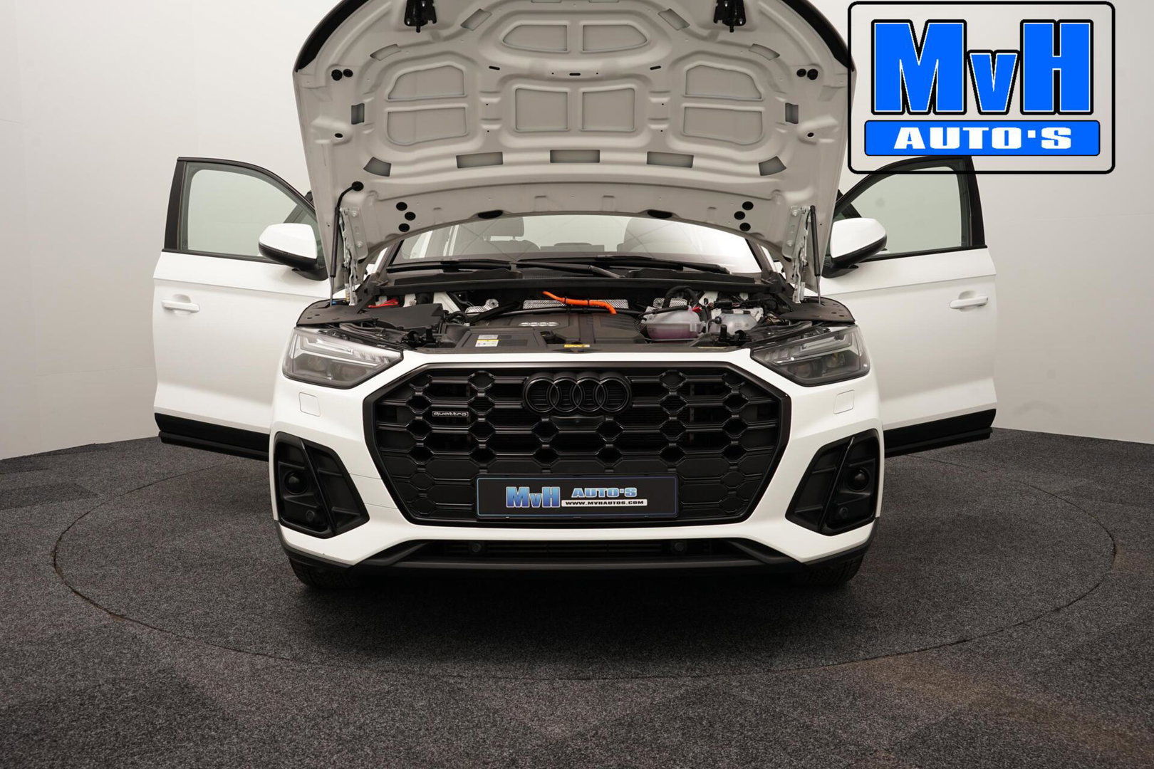 Audi Q5 50 TFSI e S edition|LUCHTVERING|RS-ZETELS|MATRIX|PANO|SOH86%
