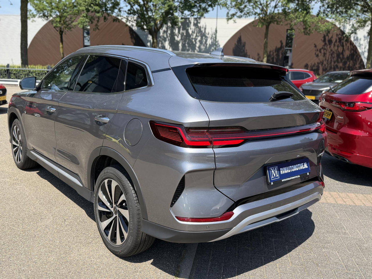 BYD SEAL U