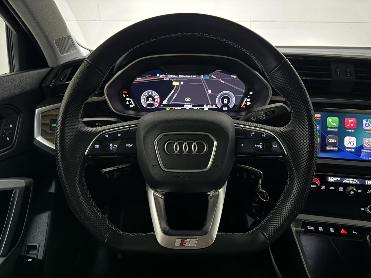 Audi Q3 Sportback 35 TFSI S-Line Black Edition Pano Carplay Camera ACC Trekh.