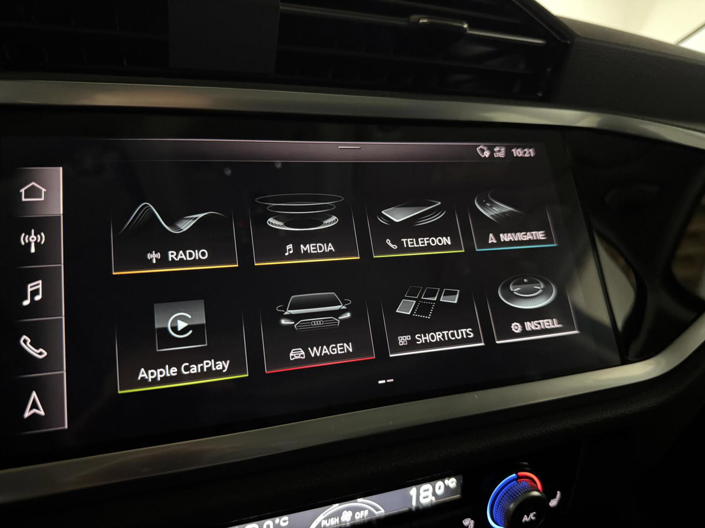 Audi Q3 Sportback 35 TFSI S-Line Black Edition Pano Carplay Camera ACC Trekh.