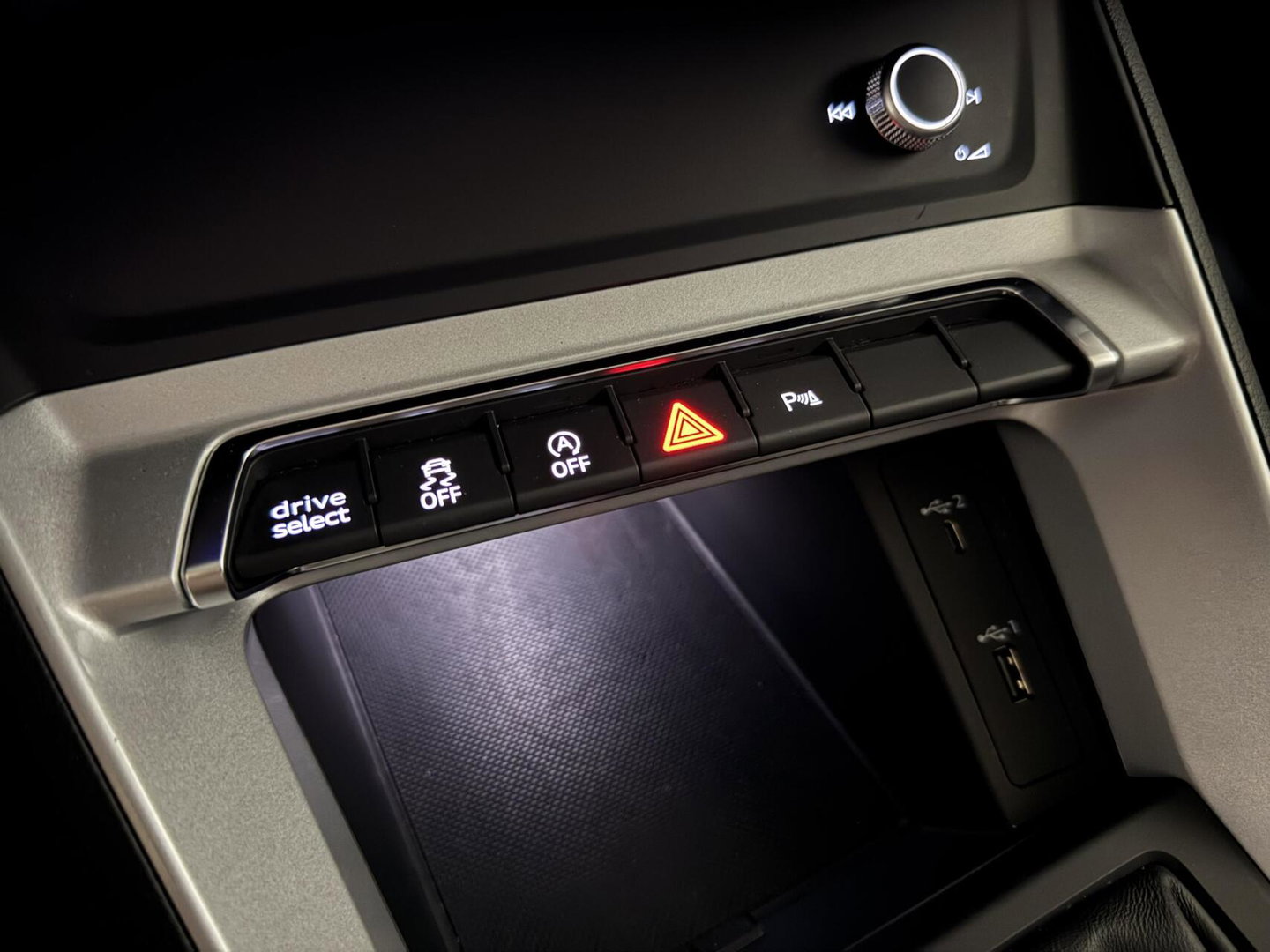 Audi Q3 Sportback 35 TFSI S-Line Black Edition Pano Carplay Camera ACC Trekh.