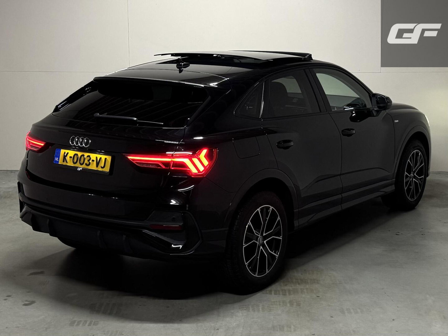 Audi Q3 Sportback 35 TFSI S-Line Black Edition Pano Carplay Camera ACC Trekh.
