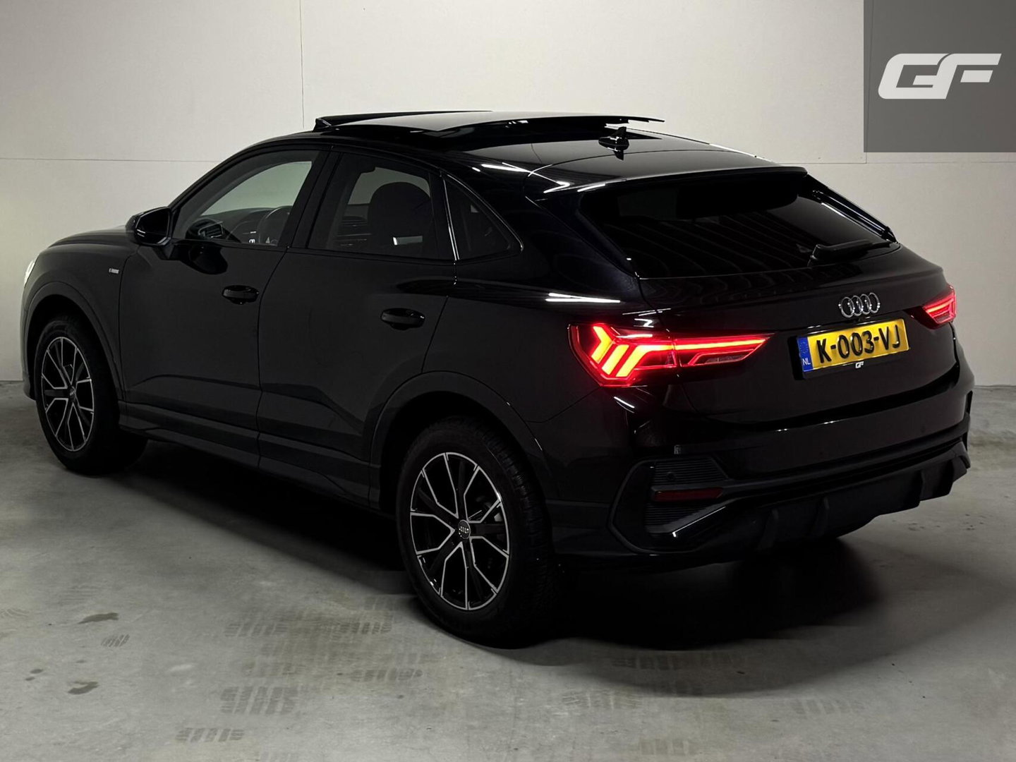 Audi Q3 Sportback 35 TFSI S-Line Black Edition Pano Carplay Camera ACC Trekh.