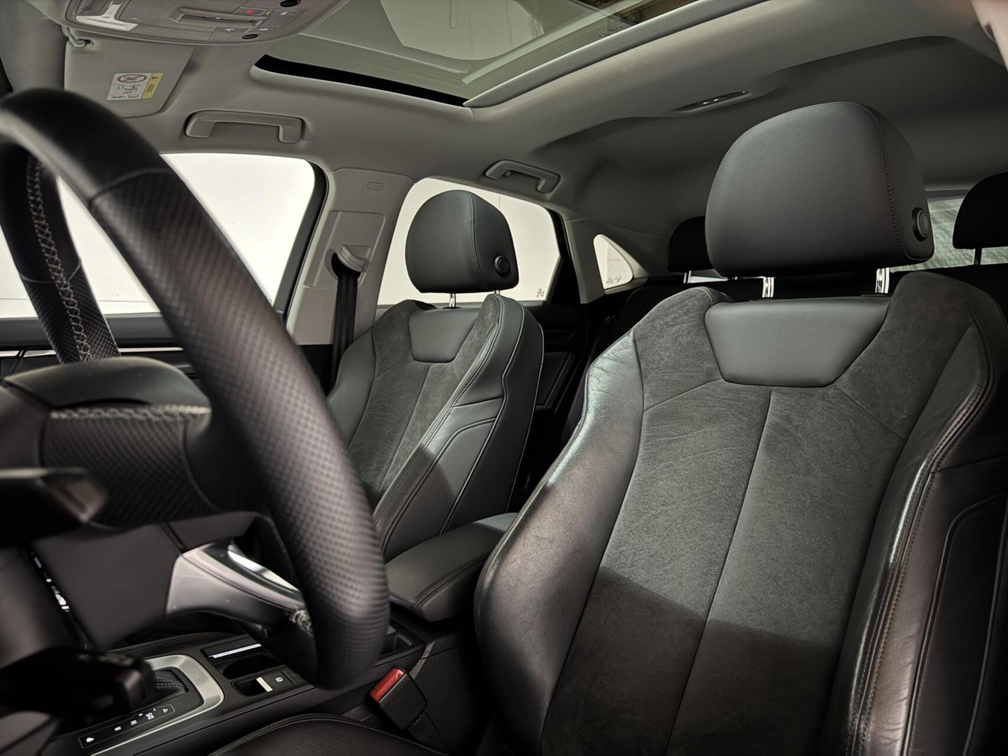 Audi Q3 Sportback 35 TFSI S-Line Black Edition Pano Carplay Camera ACC Trekh.