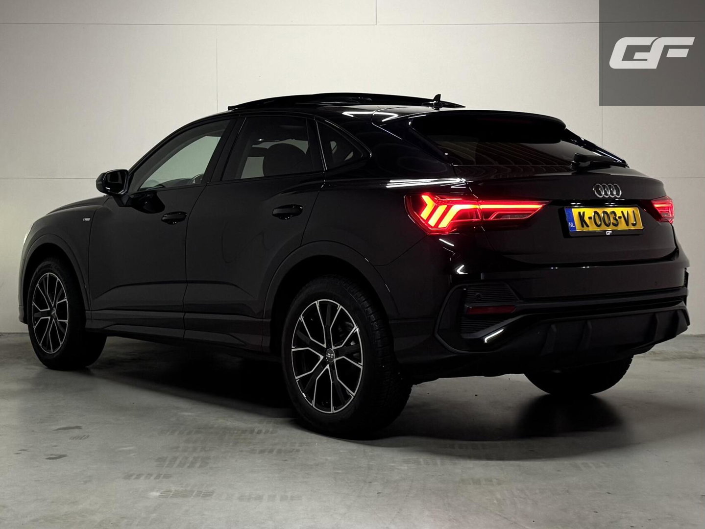 Audi Q3 Sportback 35 TFSI S-Line Black Edition Pano Carplay Camera ACC Trekh.