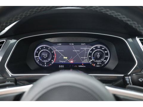 Volkswagen Tiguan 1.4 TSI R-line | Dig. Cockpit | Pano | Trekhaak | Adapt. Cruise | Keyless | 360cam | Stoelverw. |