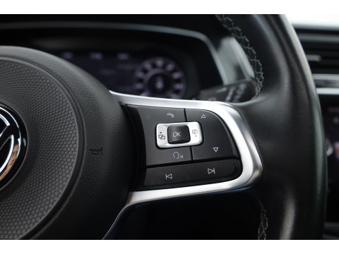 Volkswagen Tiguan 1.4 TSI R-line | Dig. Cockpit | Pano | Trekhaak | Adapt. Cruise | Keyless | 360cam | Stoelverw. |