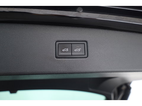 Volkswagen Tiguan 1.4 TSI R-line | Dig. Cockpit | Pano | Trekhaak | Adapt. Cruise | Keyless | 360cam | Stoelverw. |