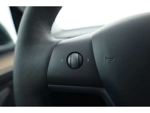 Tesla Model Y Long Range AWD 75 kWh