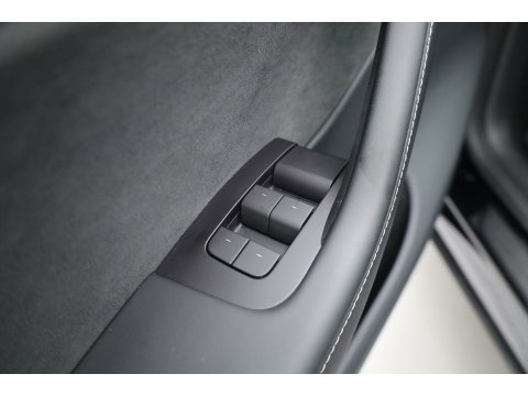 Tesla Model Y Long Range AWD 75 kWh