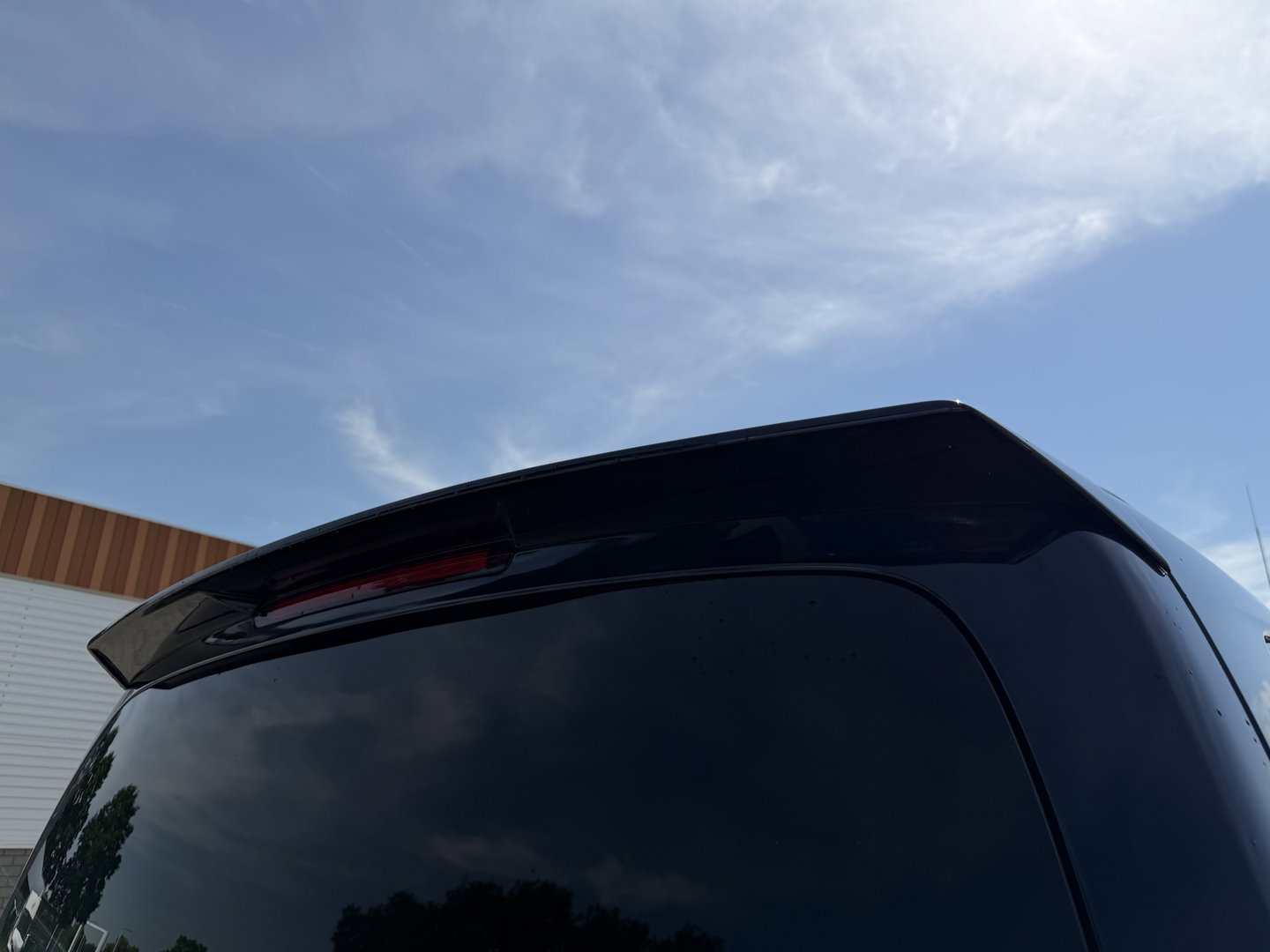 Mercedes-Benz Vito 114 CDI automaat L2H1 DC 5 persoons / euro 6 / bpm vrij / vaste prijs rijklaar € 28.950 ex btw / lease vanaf € 473 / leer / camera / cruise en climate control / navigatie / trekhaak !