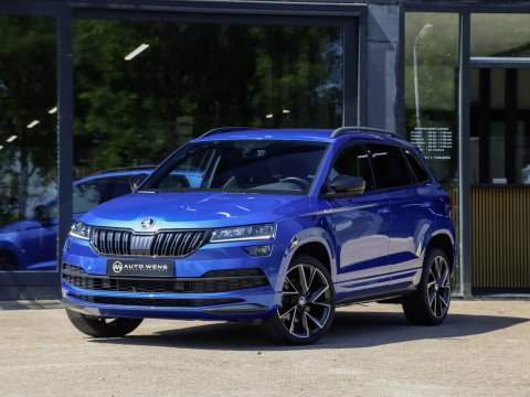Škoda Karoq 1.5 TSI ACT Sportline 150PK DSG Camera Navi Stoel/Stuurverw. Race Blue 19 inch