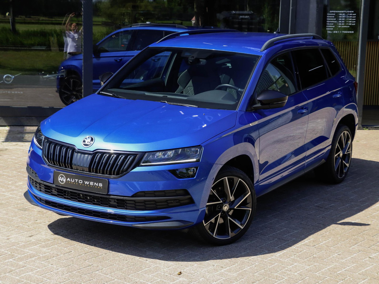 Škoda Karoq 1.5 TSI ACT Sportline 150PK DSG Camera Navi Stoel/Stuurverw. Race Blue 19 inch