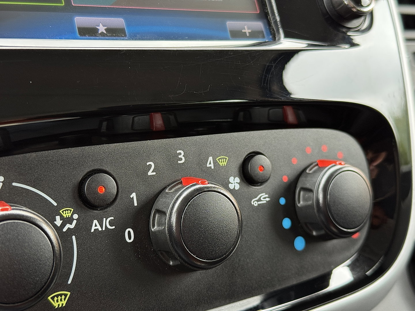 Renault Trafic Passenger 1.6 dCi Grand Authentique Energy | Marge |  Airconditioning | Radio | Navigatie | Cruise Control | Bluetooth | Stop & Go | Multifunctioneel Stuurwiel |