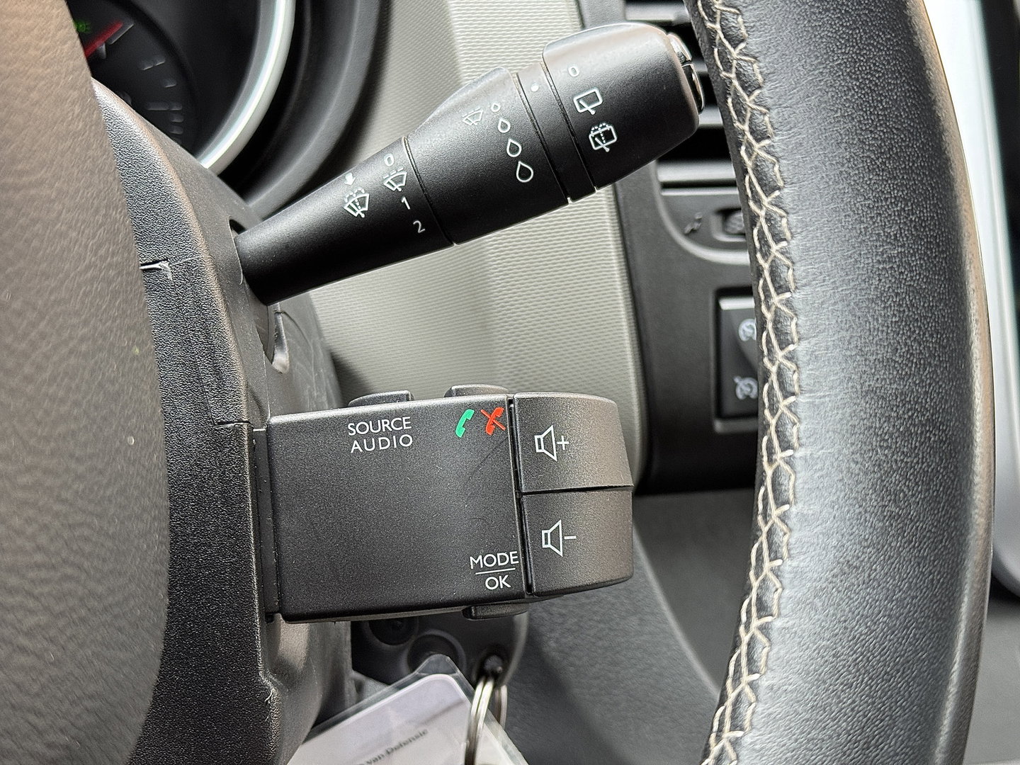 Renault Trafic Passenger 1.6 dCi Grand Authentique Energy | Marge |  Airconditioning | Radio | Navigatie | Cruise Control | Bluetooth | Stop & Go | Multifunctioneel Stuurwiel |