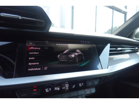 Audi S3 Sportback 2.0 TFSI S3 quattro PANO KEYLESS MASSAGE