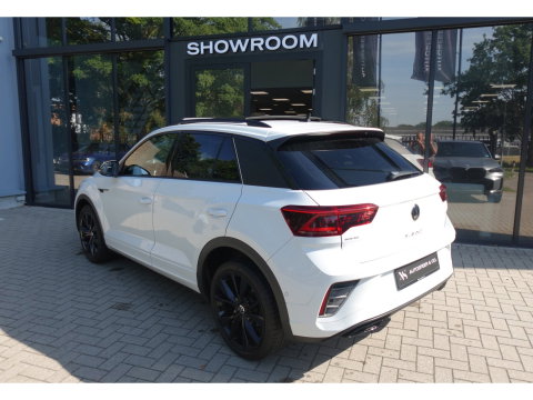 Volkswagen T-Roc 1.5 TSI R-Line PANO KEYLESS CAM