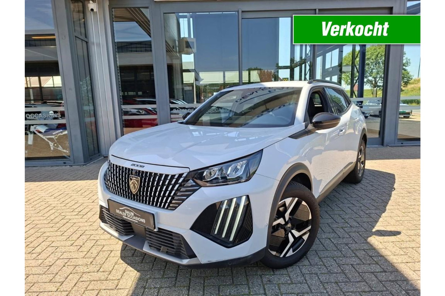 Peugeot 2008 1.2 PURETECH ALLUREPACK AUTOMAAT 130PK AIRCO NAVI CLIMA PDC-CAMERA