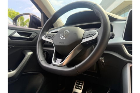 Volkswagen T-Roc 1.0 TSI GOAL EDITION AIRCO NAVI PDC LMV STOELVW.