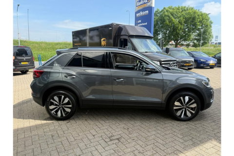 Volkswagen T-Roc 1.0 TSI GOAL EDITION AIRCO NAVI PDC LMV STOELVW.
