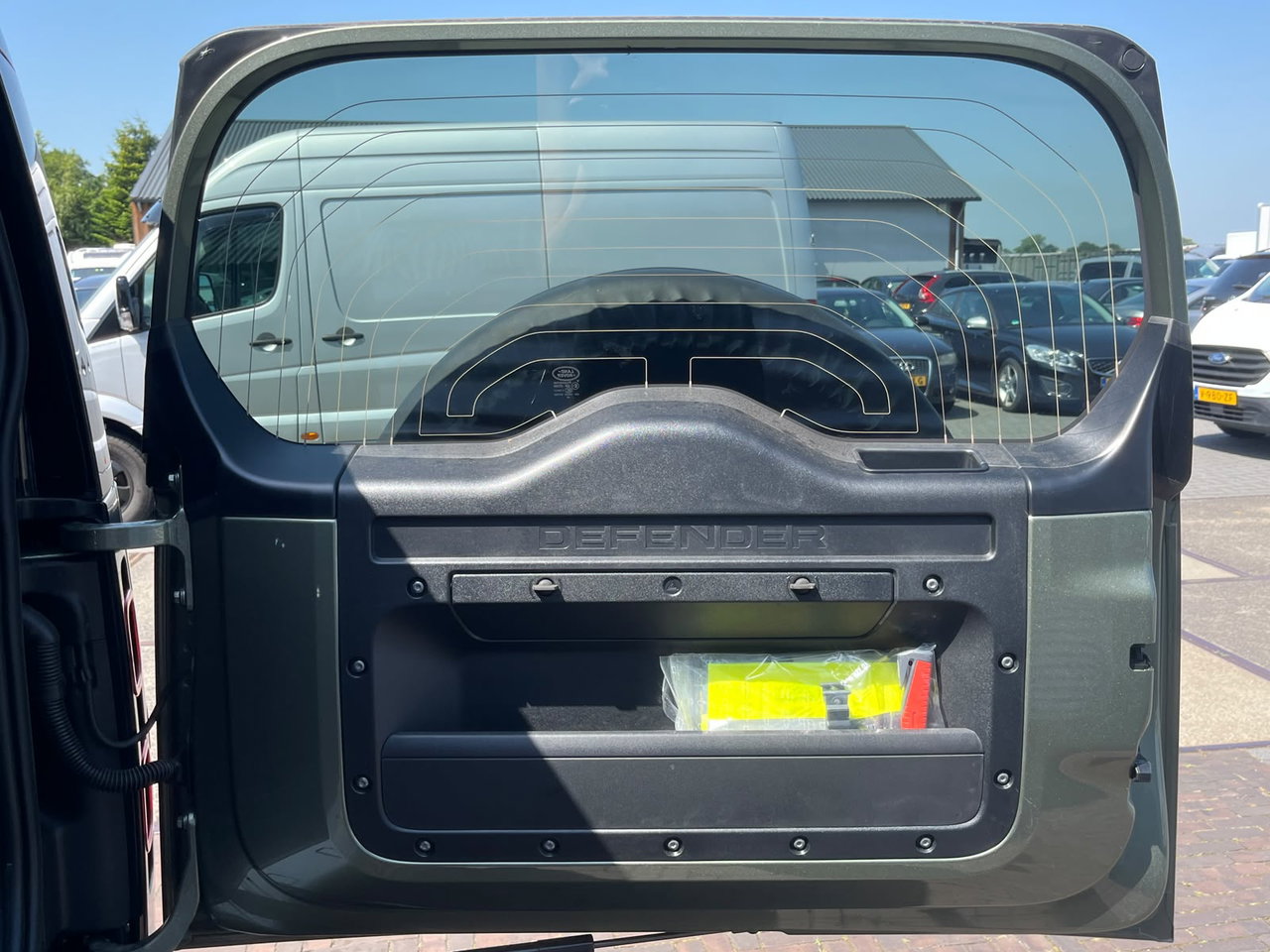 Land Rover Defender