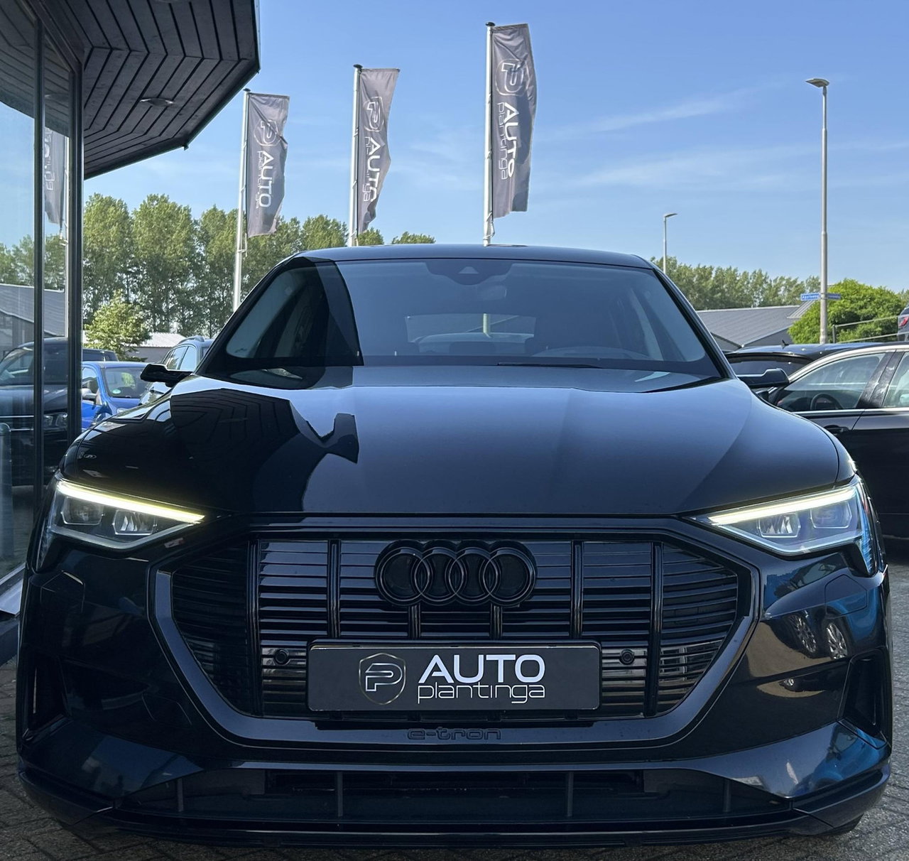 Audi e-tron